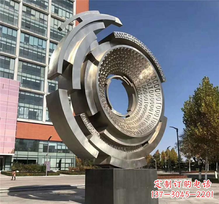 南阳不锈钢齿轮雕塑流动的美丽