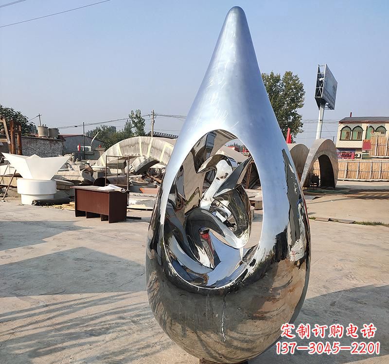 南阳不锈钢大水滴雕塑一座极致简约的艺术作品