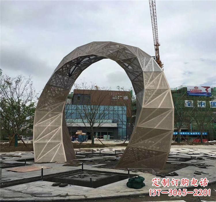 南阳不锈钢拱门雕塑精美外观,古典气息