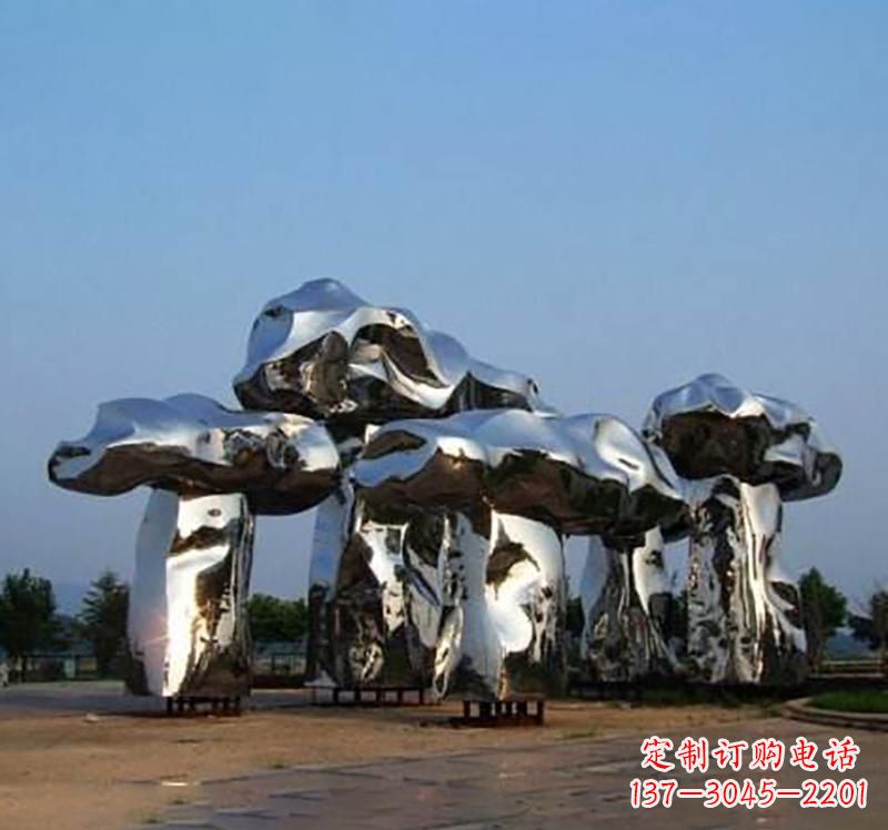 南阳不锈钢镜面蘑菇雕塑精致灵动的美学