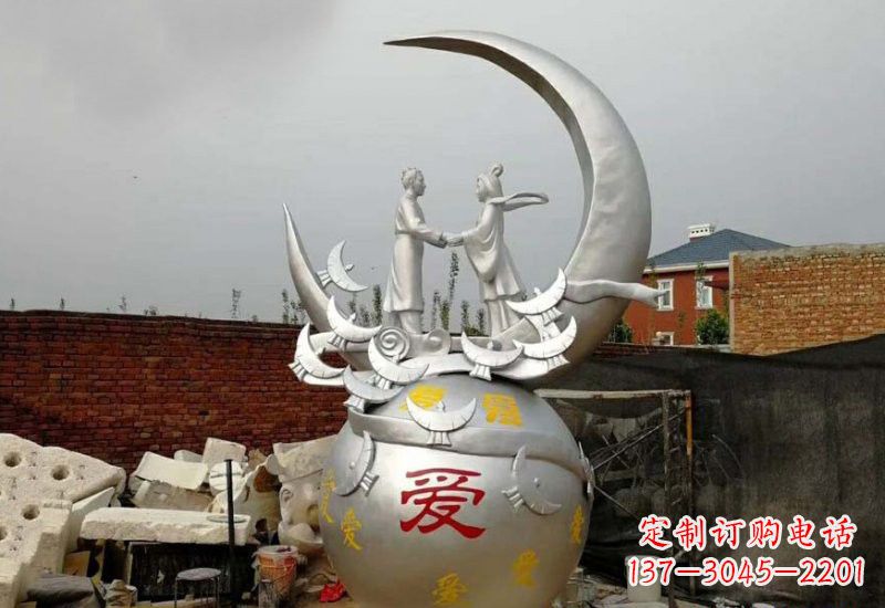 南阳不锈钢广场牛郎织女雕塑