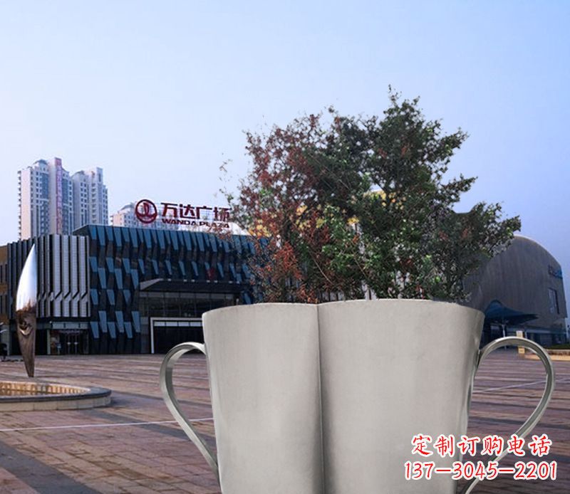 南阳不锈钢广场水杯花盆雕塑 (2)