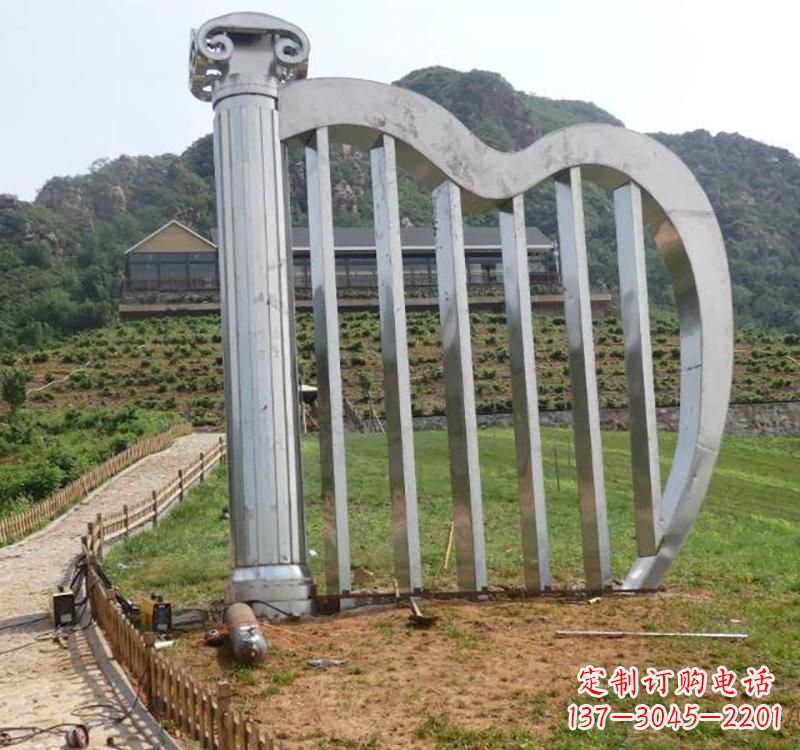 南阳不锈钢竖琴雕塑——雕塑艺术的精粹