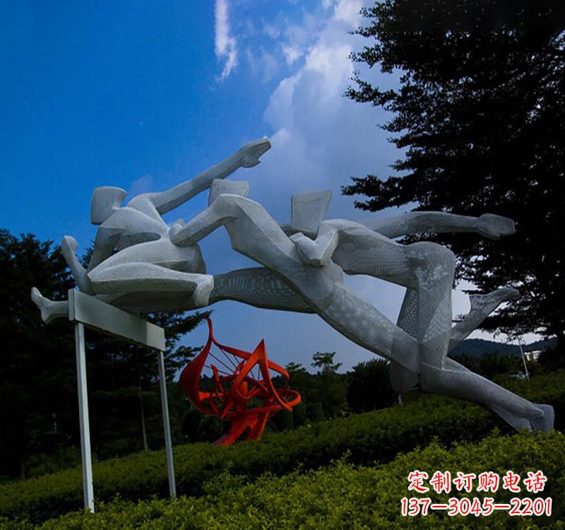 南阳不锈钢中的运动员雕塑