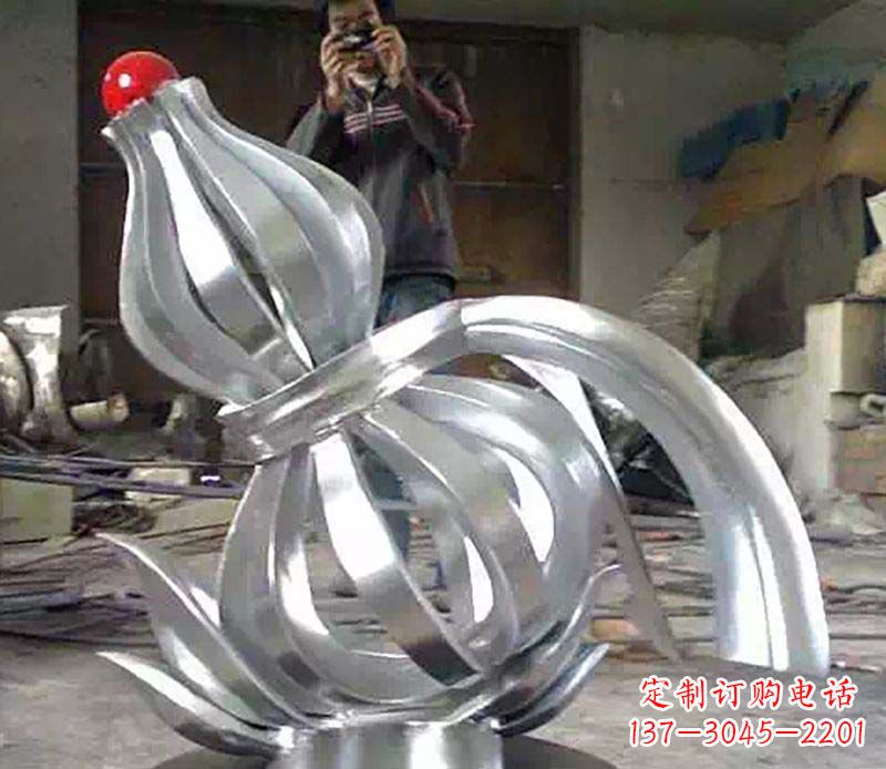 南阳不锈钢葫芦雕塑艺术与科技的完美结合