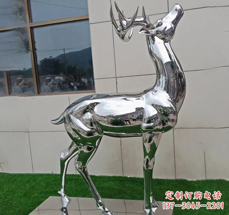 南阳不锈钢户外动物鹿雕塑精致大气的艺术品