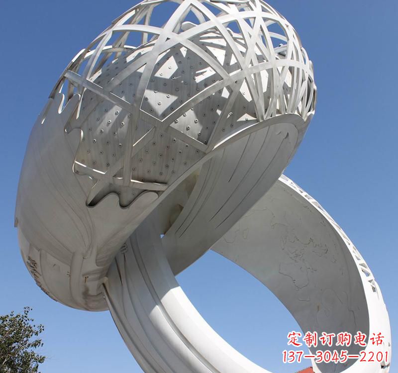 南阳不锈钢户外婚庆戒指雕塑