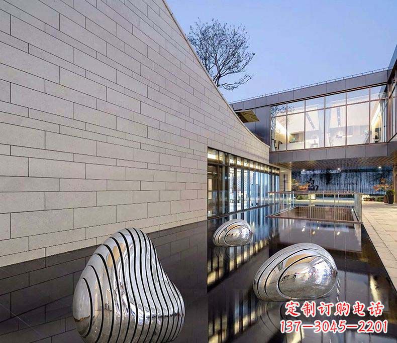 南阳精美不锈钢假山雕塑