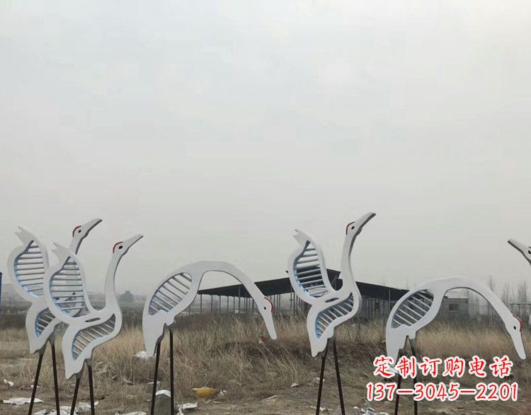 南阳精美不锈钢仙鹤雕塑