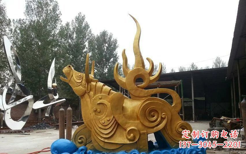 南阳不锈钢金牛卧波雕塑——传承文化的艺术瑰宝