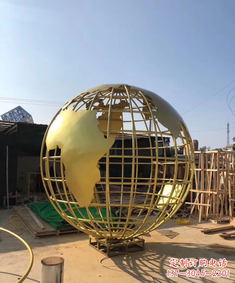 南阳不锈钢金属地球仪雕塑一种视觉美学的精美艺术
