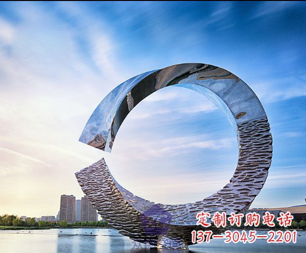 南阳环绕世界的不锈钢景观雕塑