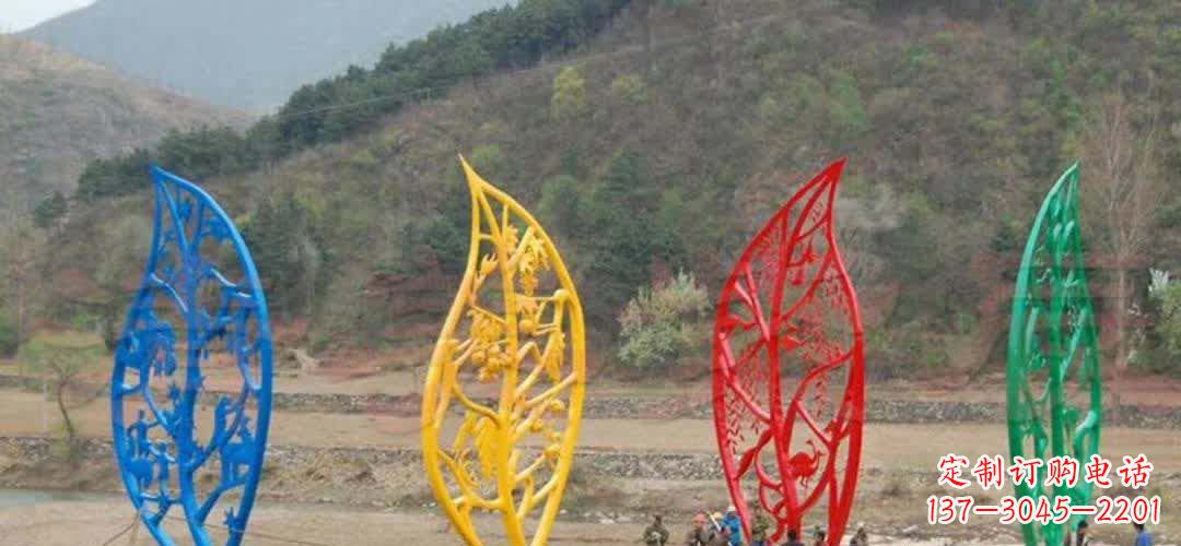 南阳不锈钢景区镂空树叶雕塑——美妙的自然之美