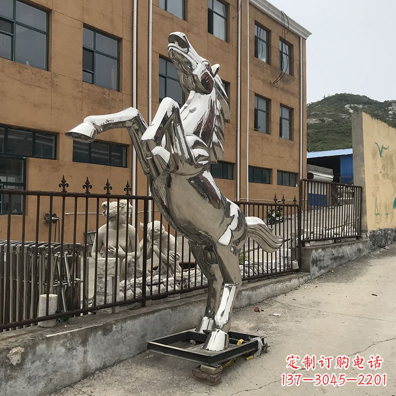 南阳不锈钢马雕塑精美绝伦