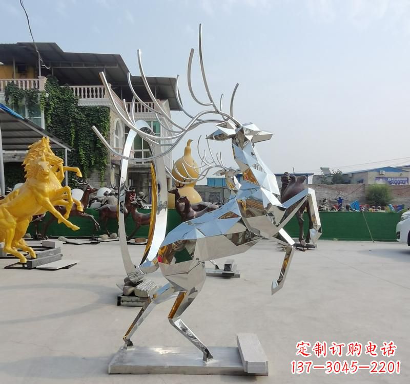 南阳精美不锈钢镜面动物鹿雕塑