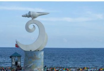 南阳海浪与海螺雕塑的结合——不锈钢景区的美景