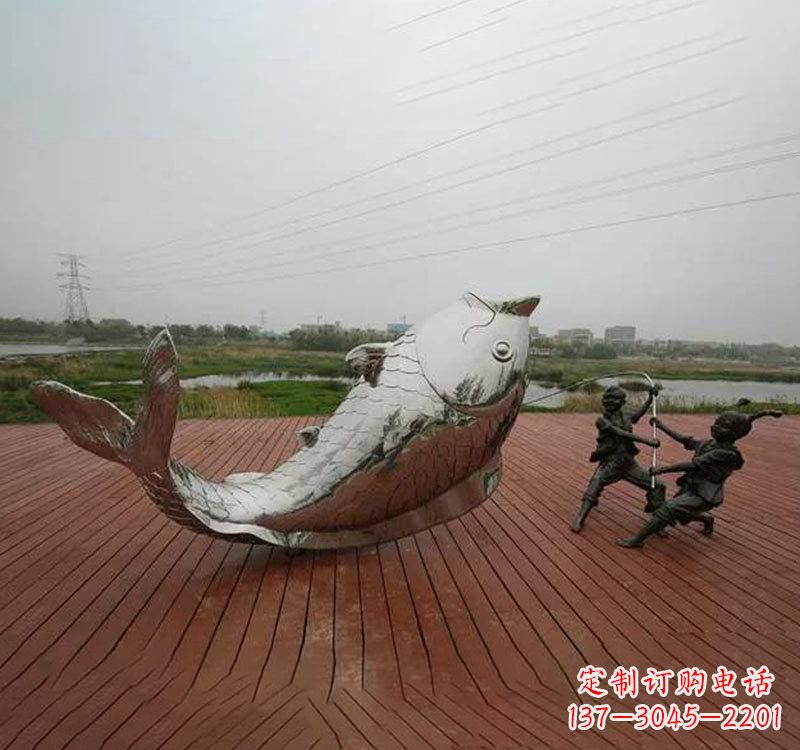 南阳不锈钢鲤鱼雕塑传承中国文化