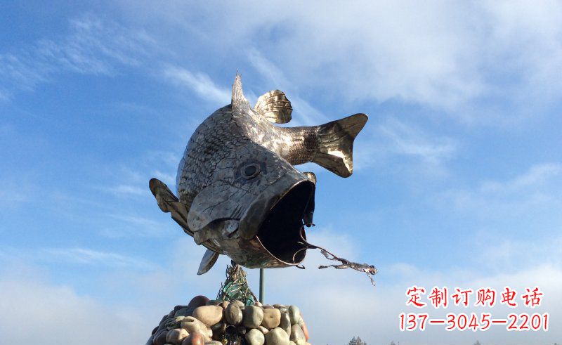 南阳不锈钢鲤鱼雕塑传承中国传统文化