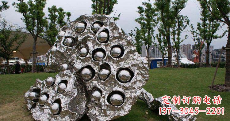 南阳不锈钢莲蓬精美雕塑铸就华丽景观