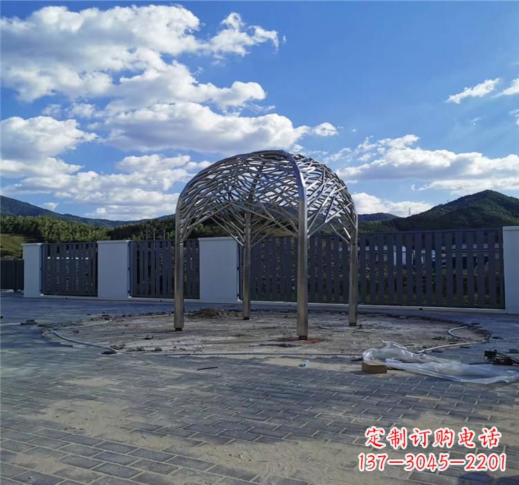 南阳不锈钢凉亭雕塑美丽的艺术之作