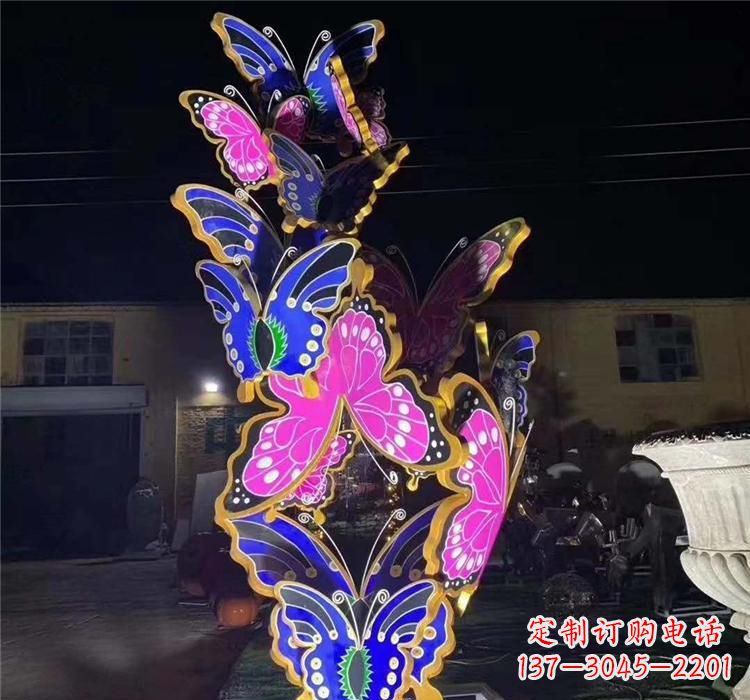 南阳不锈钢镂空蝴蝶雕塑——自由自在的艺术风景