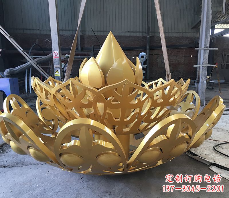南阳不锈钢莲花雕塑精美绝伦