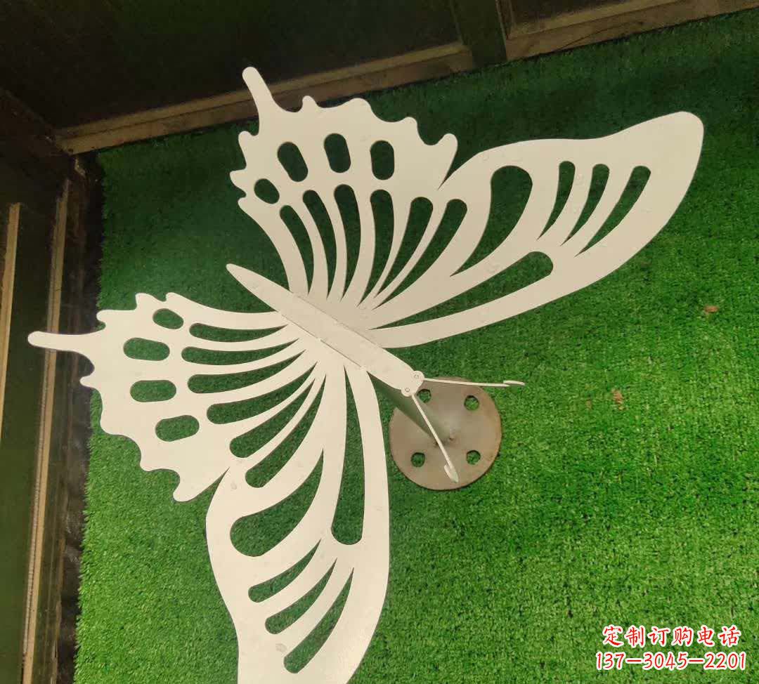 南阳不锈钢镂空蝴蝶雕塑灵动翩跹