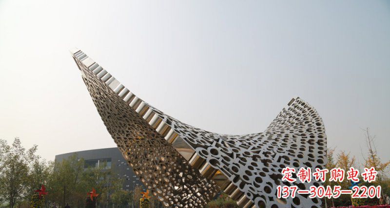 南阳不锈钢字母雕塑——点缀美丽的空间