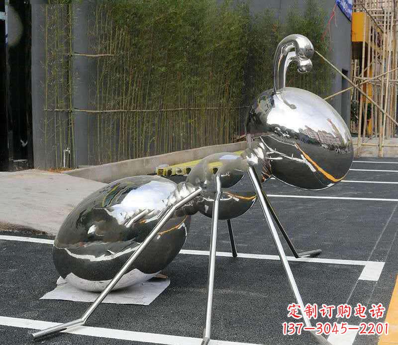 南阳不锈钢蚂蚁雕塑——艺术的融合