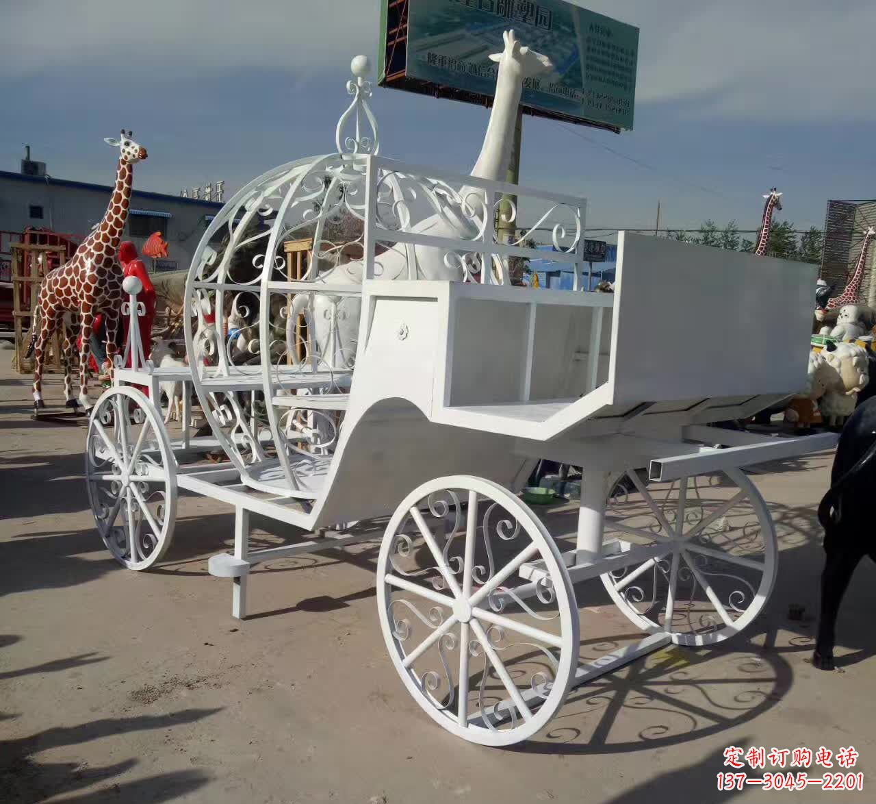 南阳不锈钢欧式马车雕塑精美的艺术品