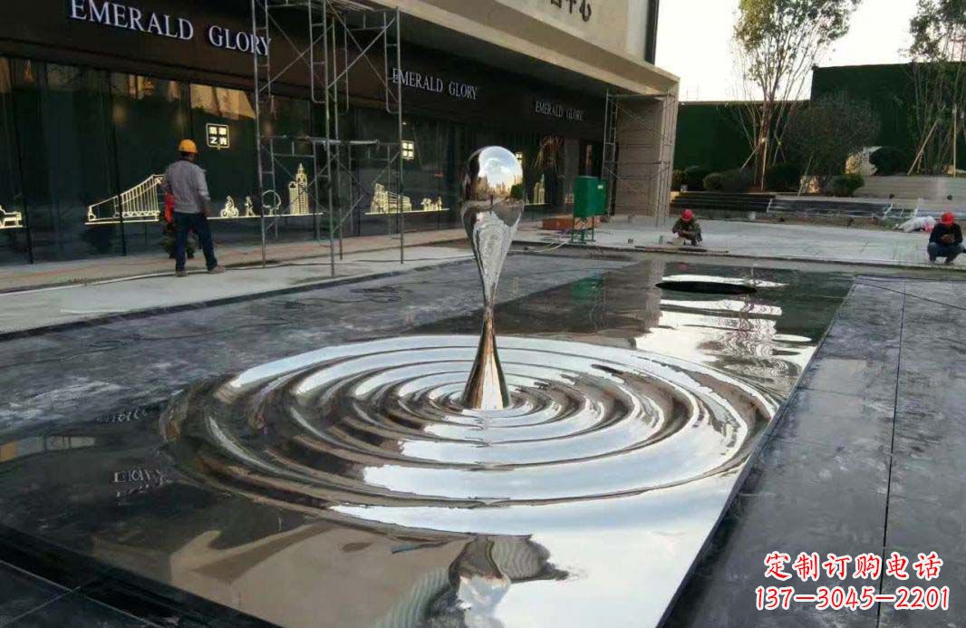 南阳不锈钢水滴雕塑美丽的艺术表现