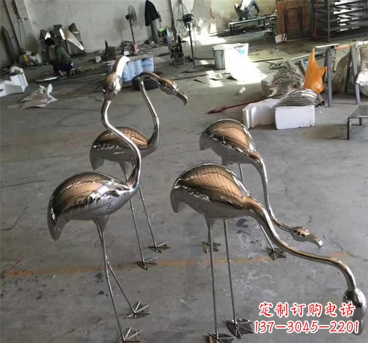 南阳不锈钢火烈鸟雕塑给家园带来灿烂的光芒
