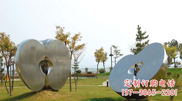 南阳不锈钢苹果雕塑象征新生活的精神