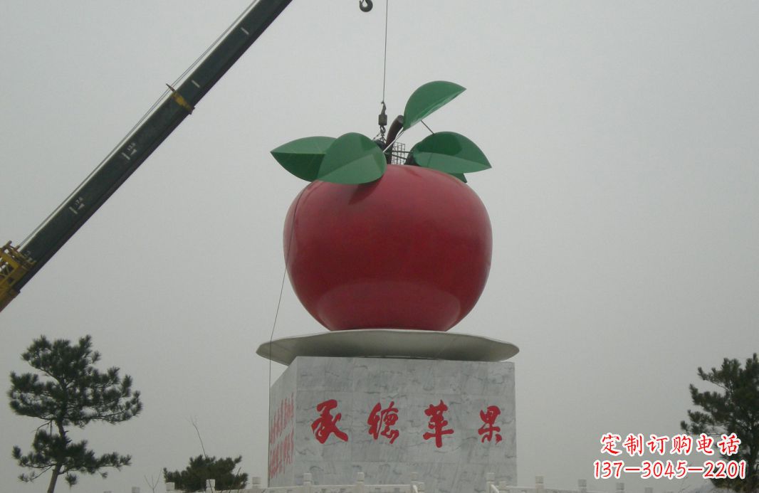 南阳不锈钢苹果雕塑精美绝伦的艺术杰作