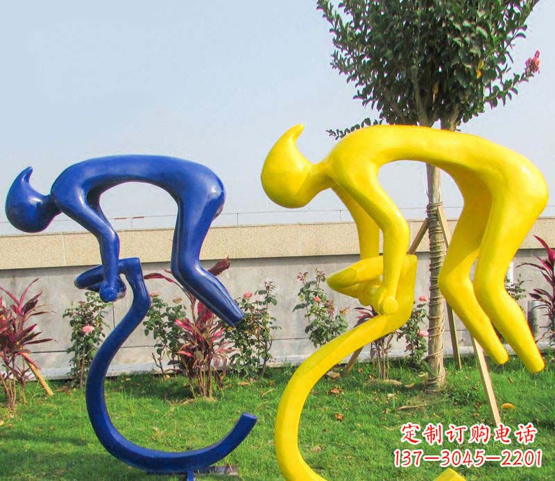 南阳不锈钢骑自行车广场景观雕塑——给城市带来活力