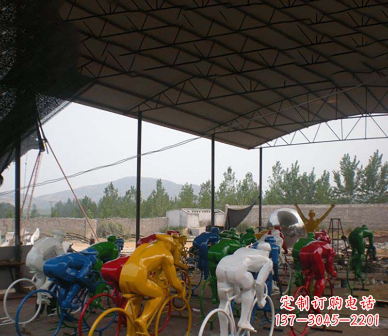南阳不锈钢骑自行车运动雕塑1