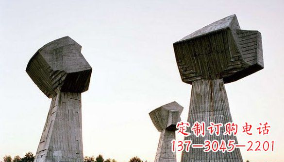 南阳不锈钢拳头一种独特的雕塑材料