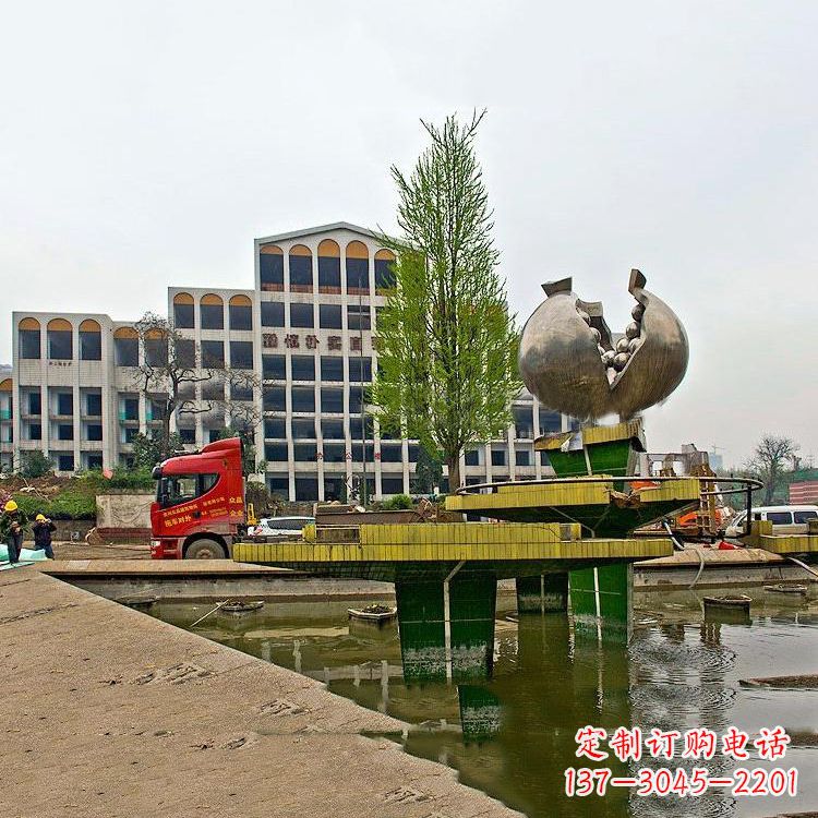 南阳不锈钢石榴景观雕塑美丽的艺术之旅