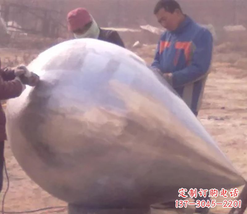 南阳不锈钢水滴雕塑精致美丽的艺术品