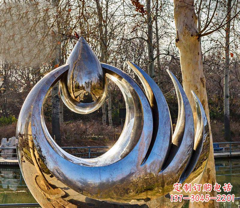 南阳不锈钢水滴雕塑给园林带来流动的美
