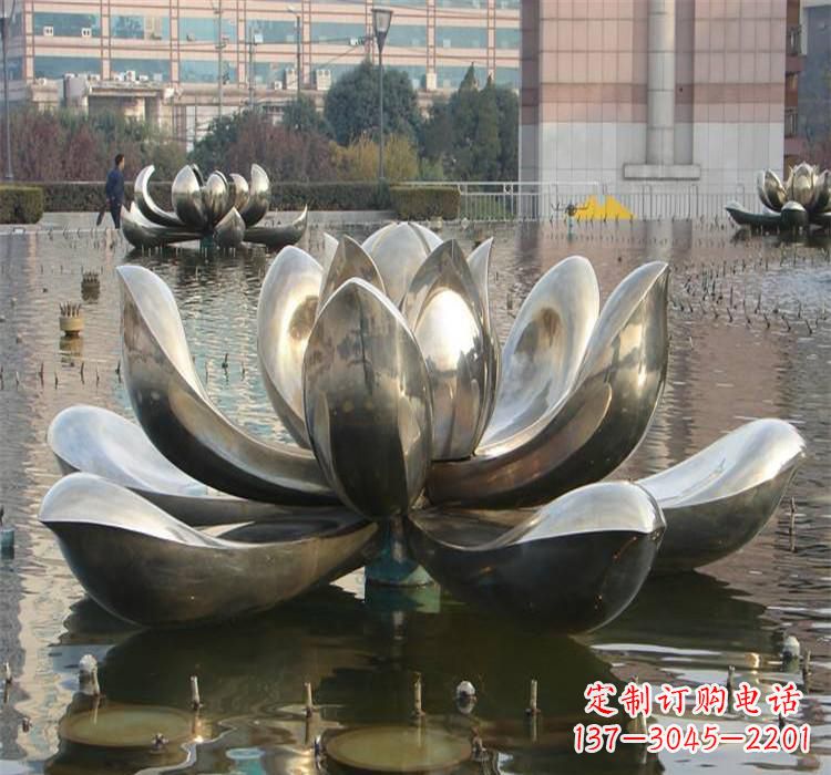 南阳不锈钢水景荷花雕塑质朴之美