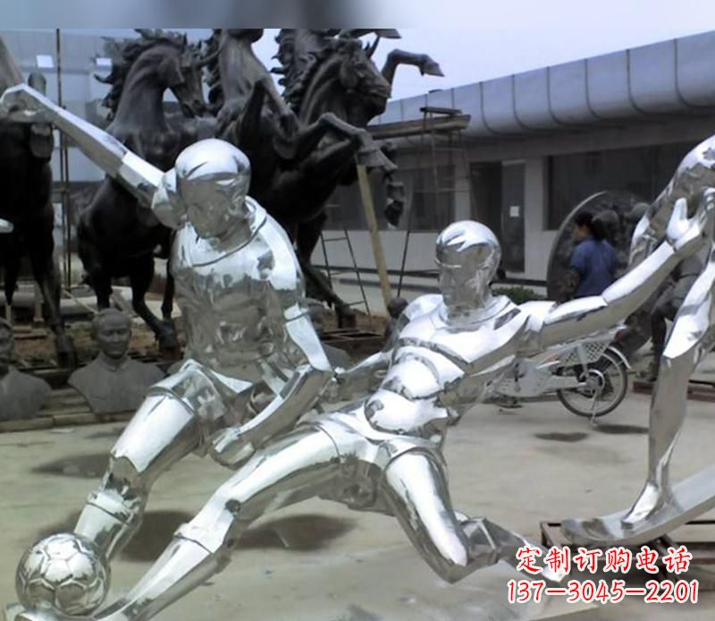 南阳足球运动雕塑