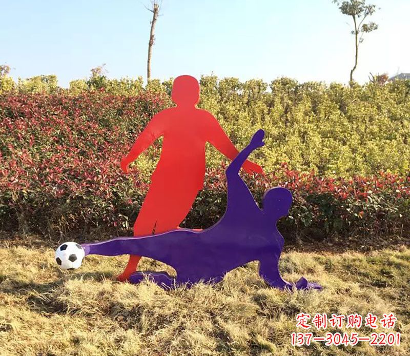 南阳不锈钢踢足球广场雕塑