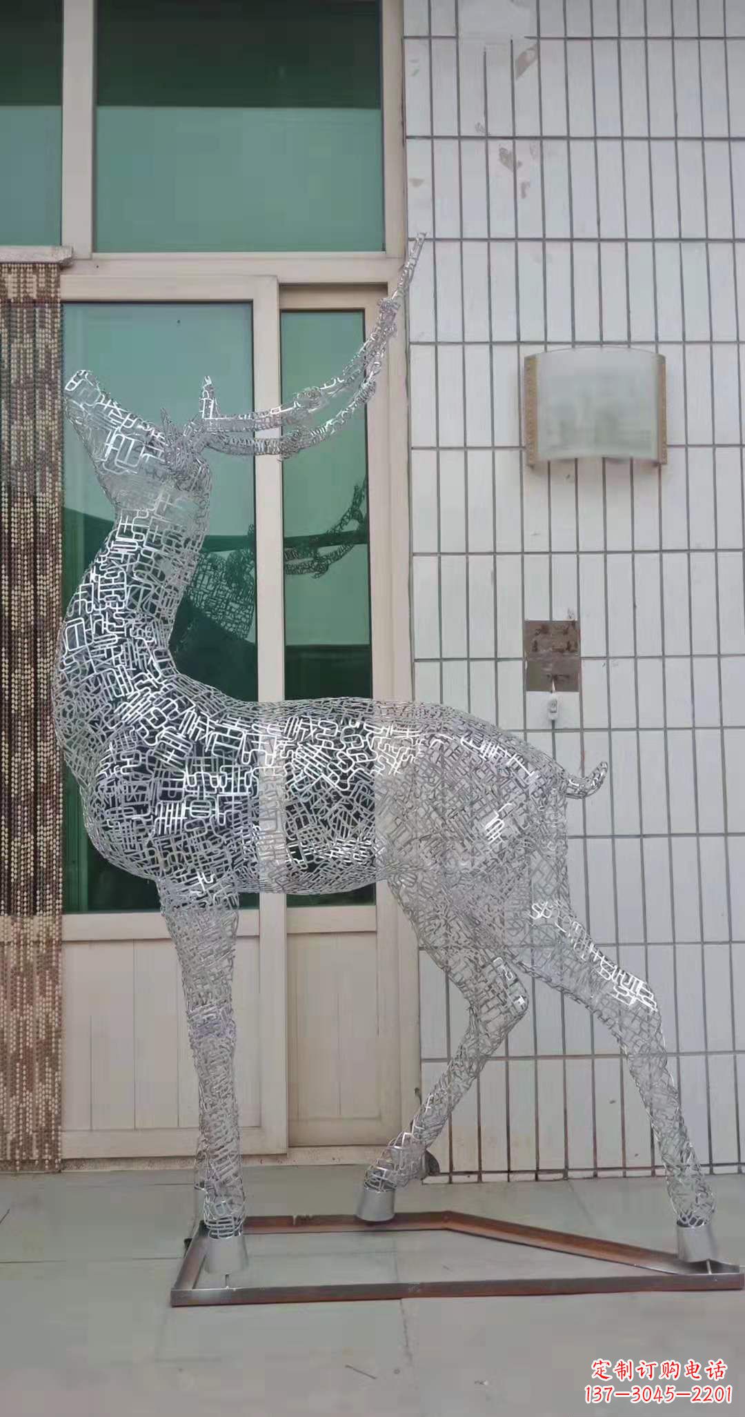南阳不锈钢铁艺动物雕塑——艺术与自然的完美结合