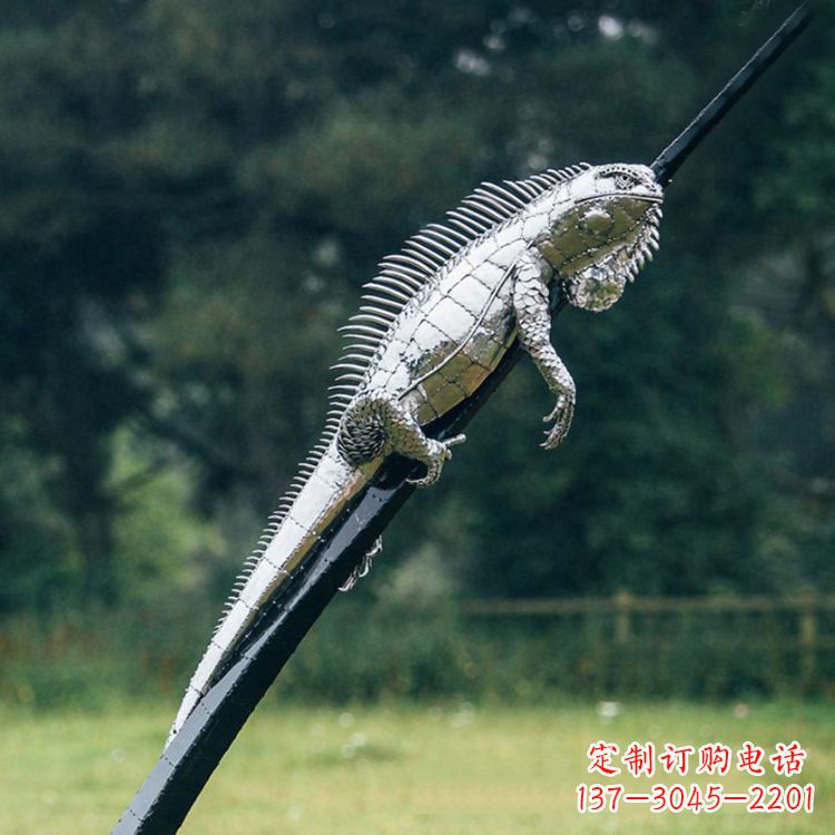 南阳不锈钢蜥蜴雕塑艺术的精美体现