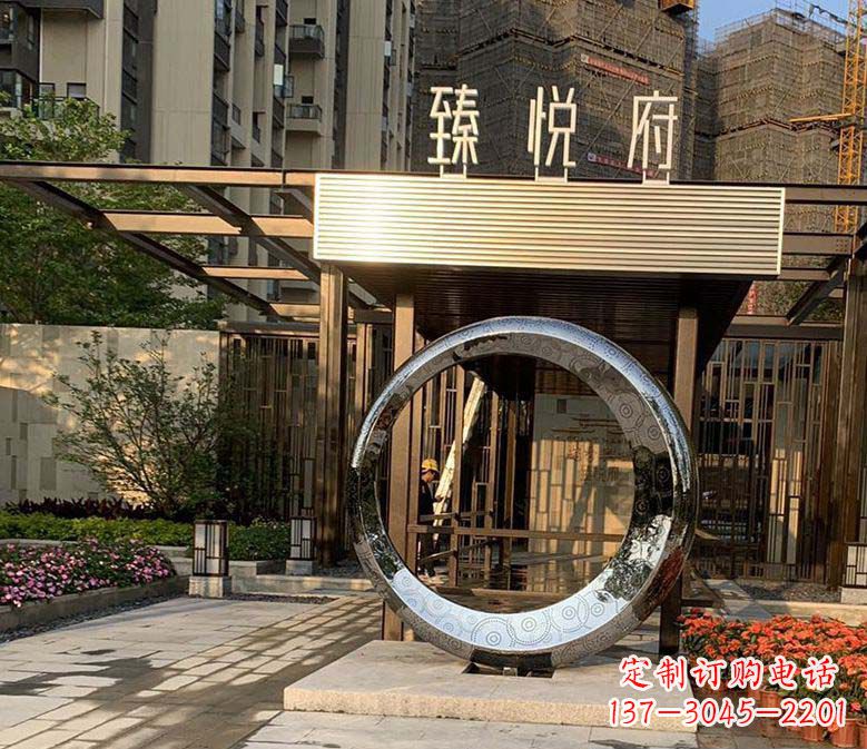 南阳不锈钢小区圆环雕塑赋予小区景观更多美感