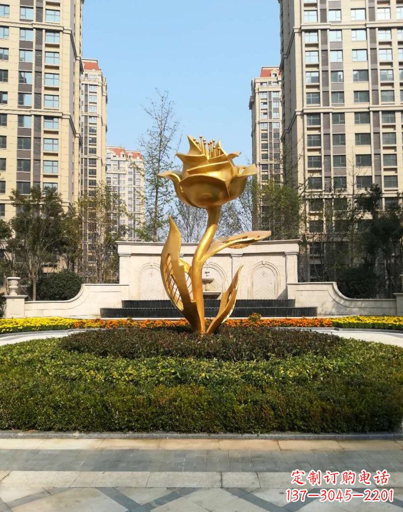 南阳不锈钢小区玫瑰花雕塑浓郁情感的视觉体验