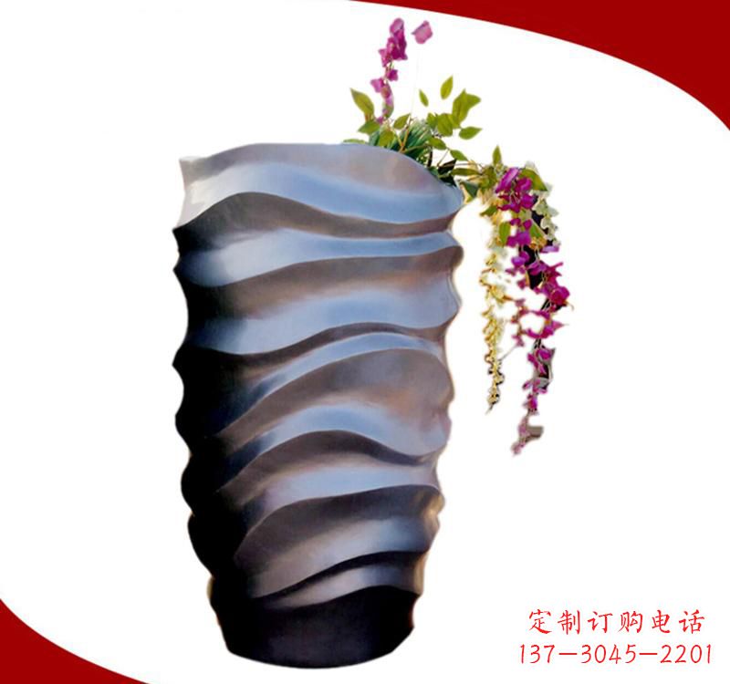 南阳不锈钢校园景观花盆雕塑