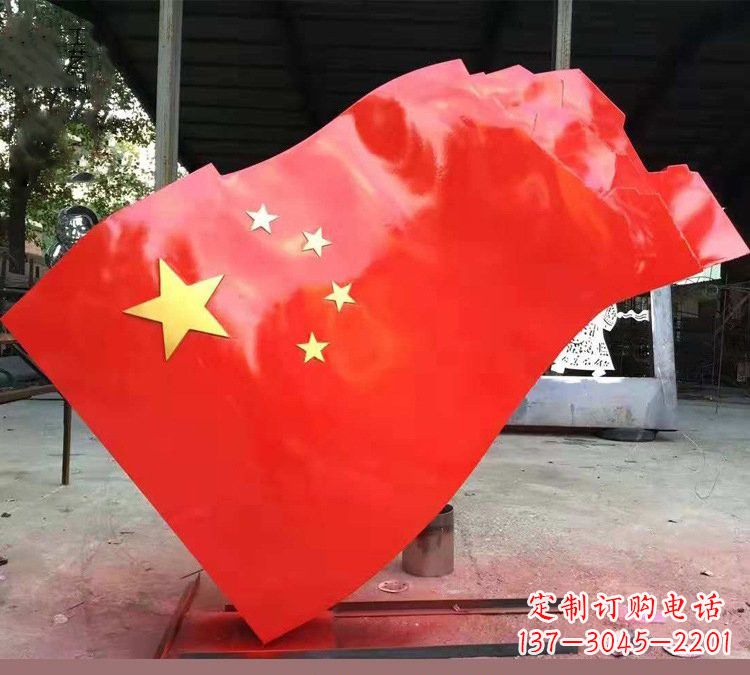 南阳不锈钢校园五星红旗雕塑——传承红色基因,缅怀烈士