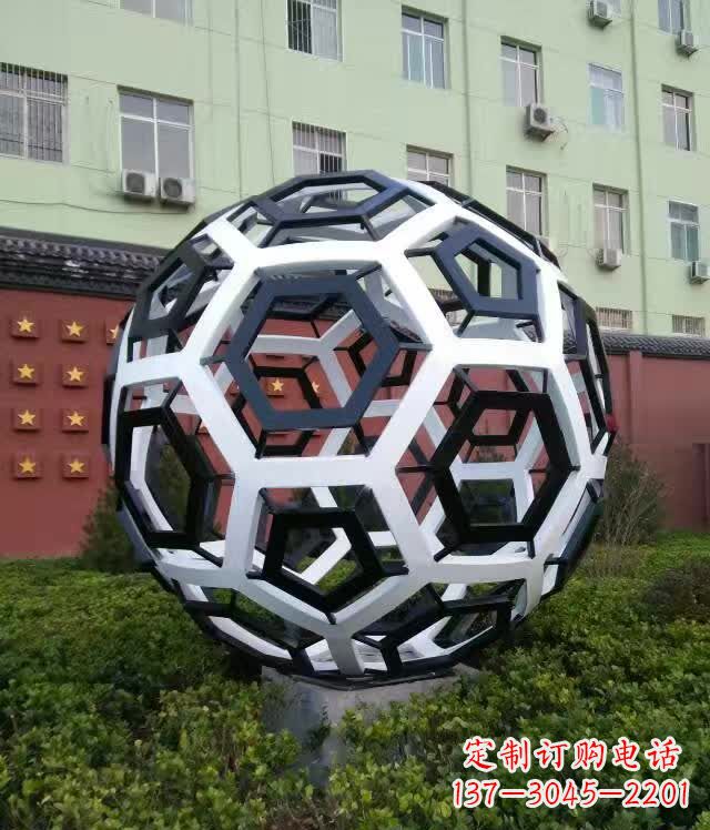 南阳不锈钢足球雕塑缔造校园新风貌